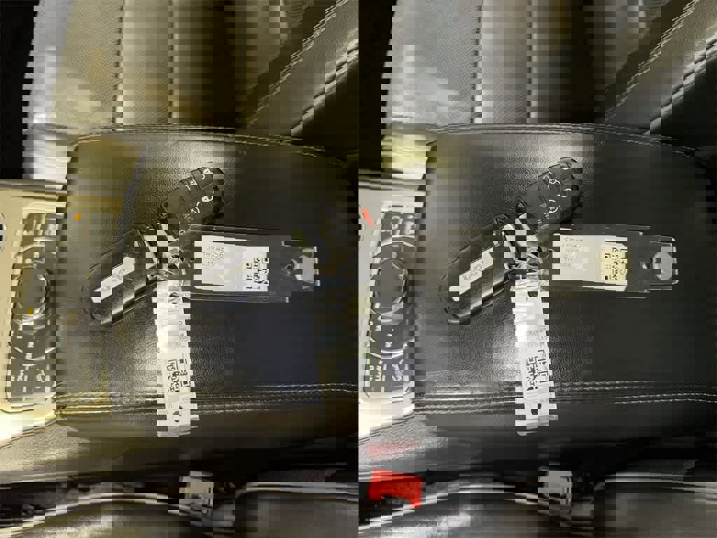 Used 2019 Jeep Grand Cherokee Overland image 40