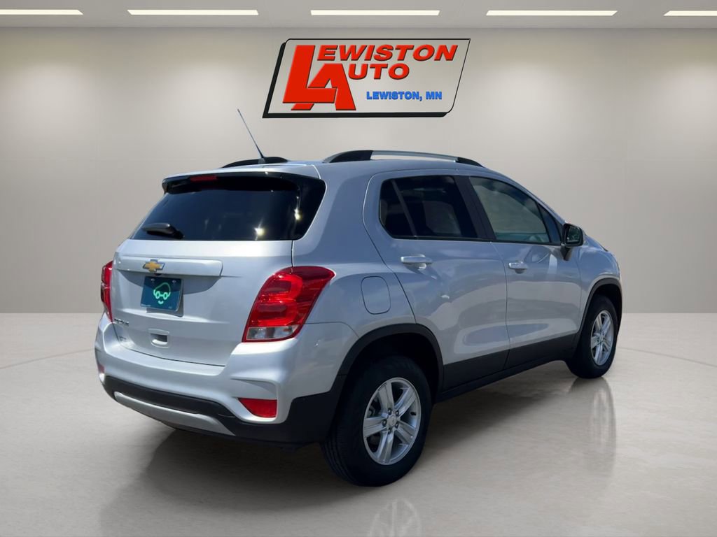 Certified 2022 Chevrolet Trax LT w/ LT Convenience Package AWD/4WD image 5