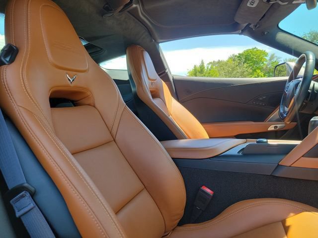 Used 2015 Chevrolet Corvette Z06 w/ 3LZ Preferred Equipment Group RWD image 14