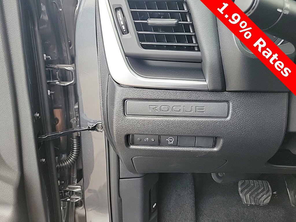 New 2026 Nissan Rogue S image 20