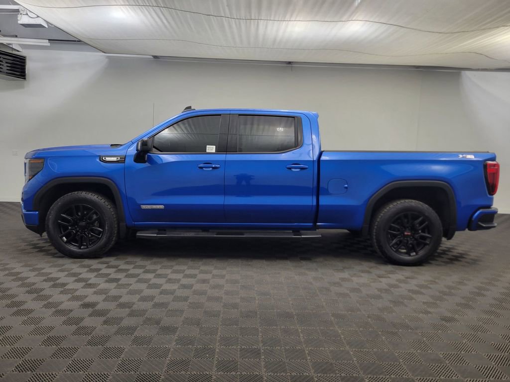 Used 2022 GMC Sierra 1500 Elevation w/ Elevation Premium Package image 2