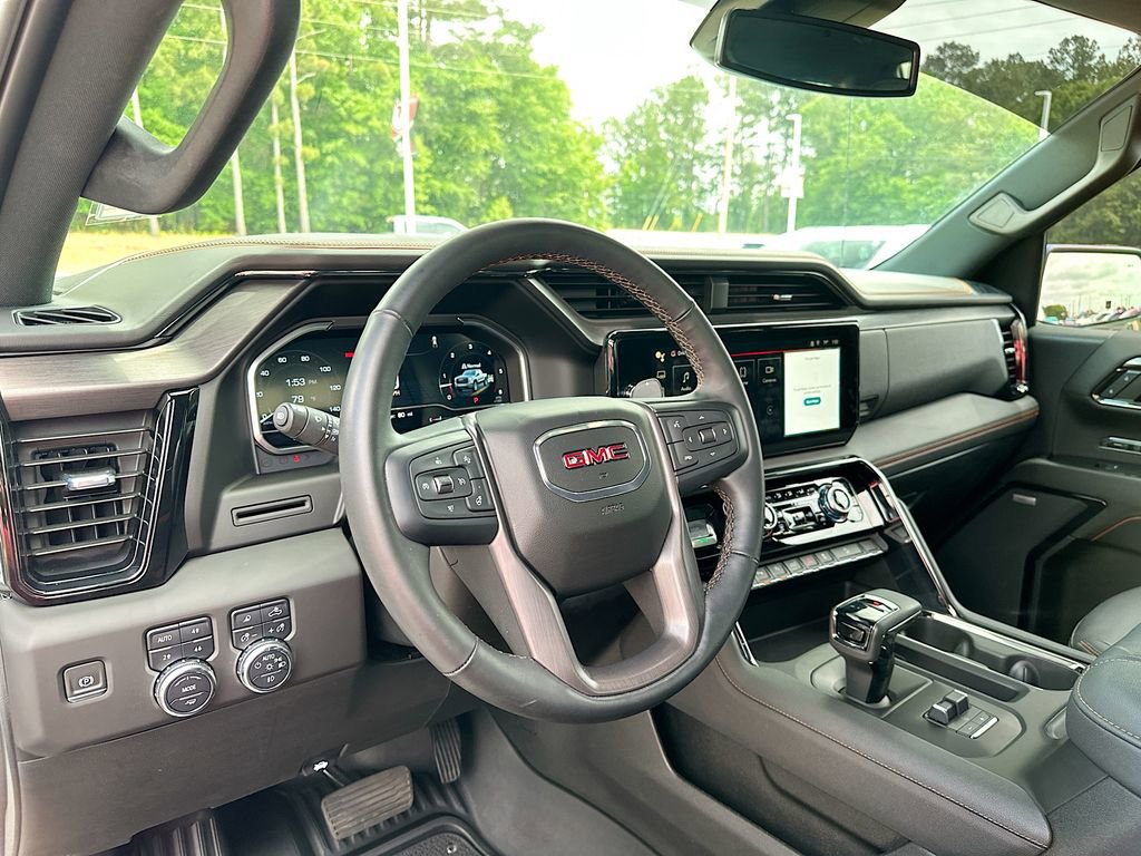 Used 2023 GMC Sierra 1500 AT4 w/ AT4 Premium Package AWD/4WD image 10