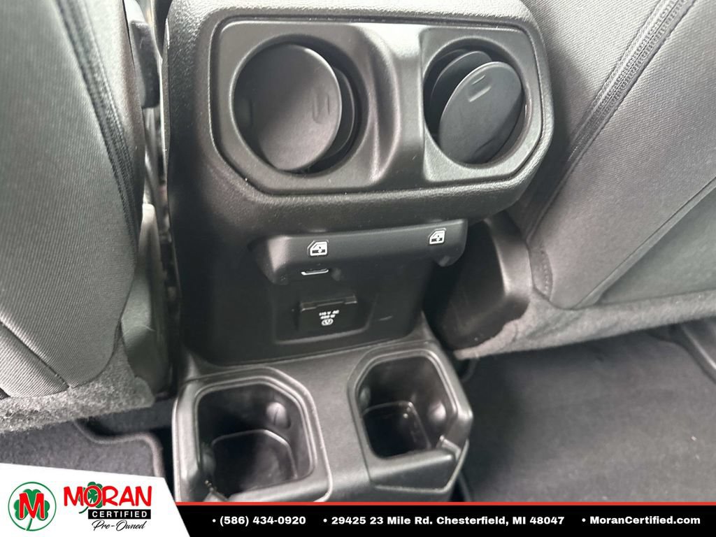 Used 2022 Jeep Gladiator Sport AWD/4WD image 16
