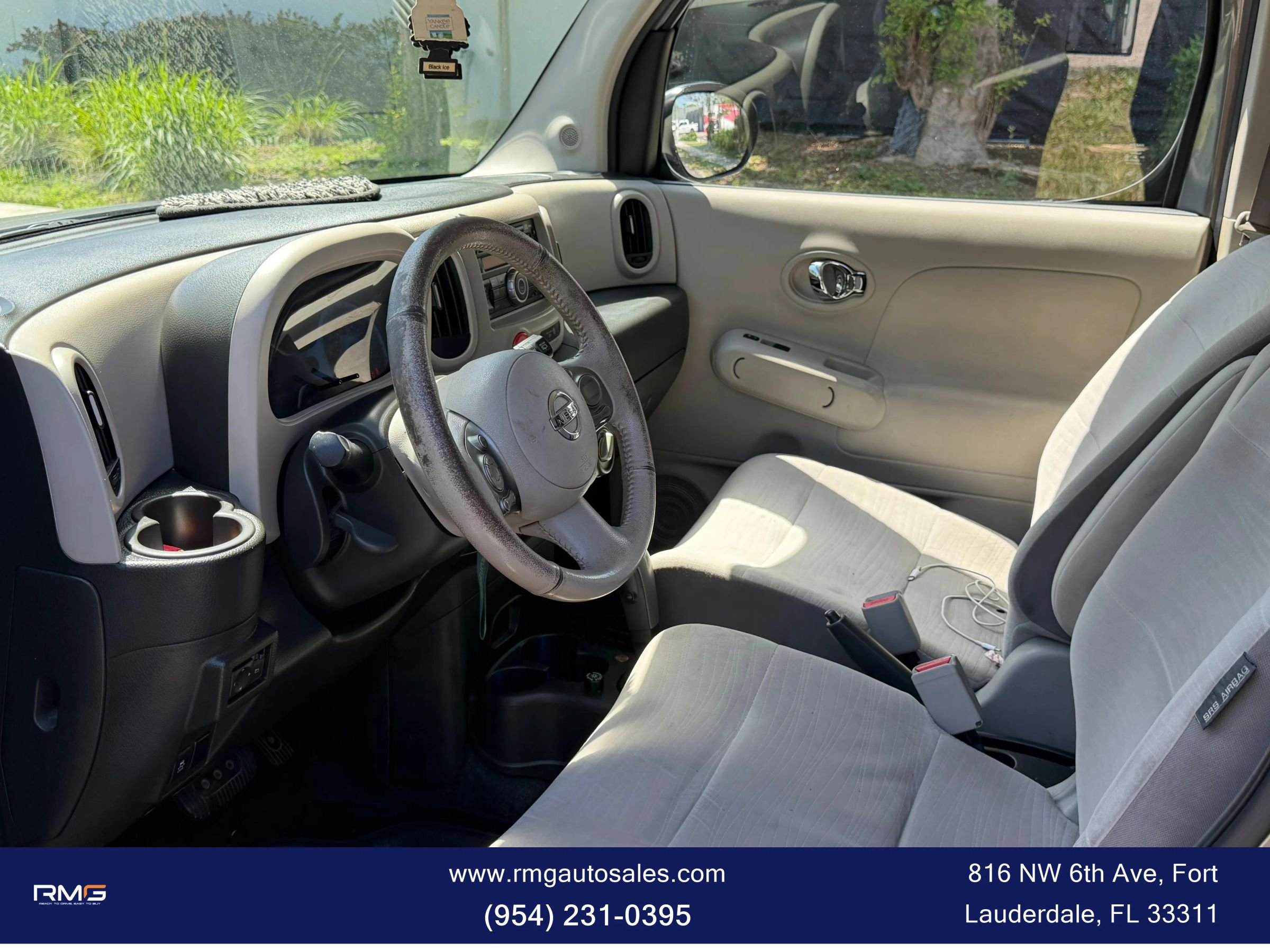 Used 2012 Nissan Cube 1.8 S w/ Interior Illumination Pkg image 11