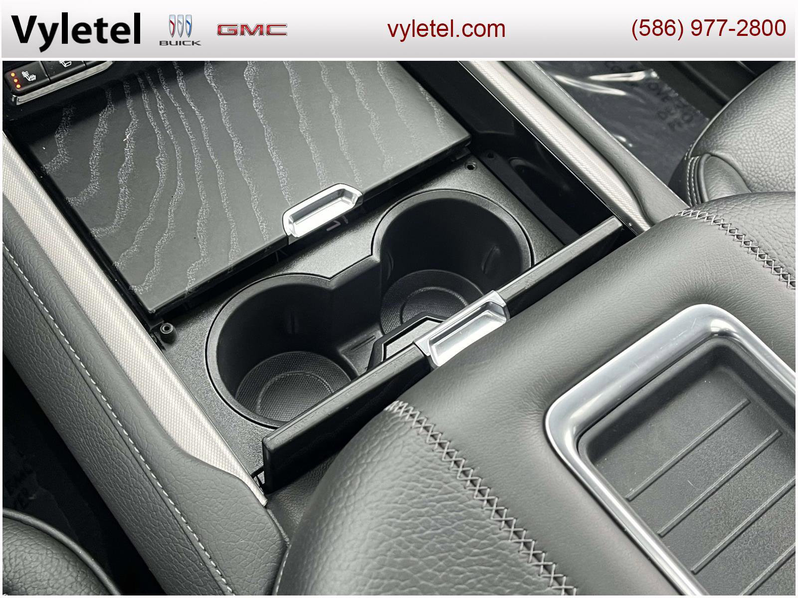 Used 2023 GMC Yukon Denali image 33