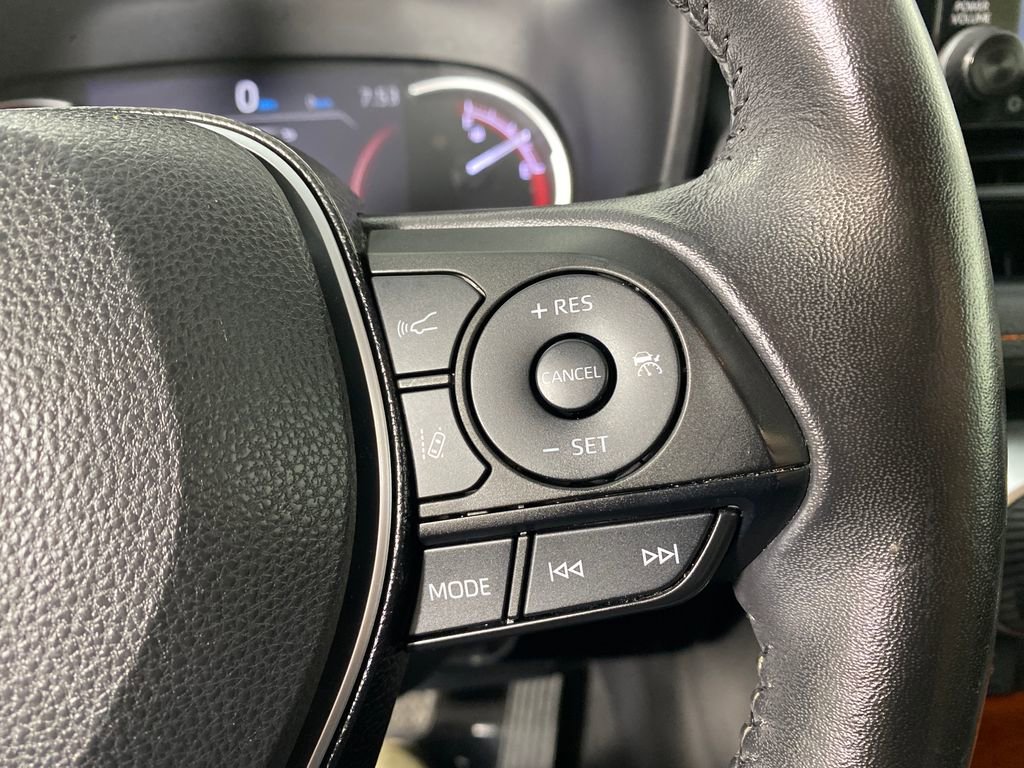 Used 2020 Toyota RAV4 Adventure image 15