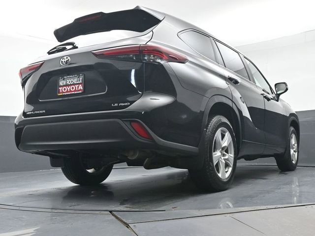 Certified 2025 Toyota Highlander LE image 39