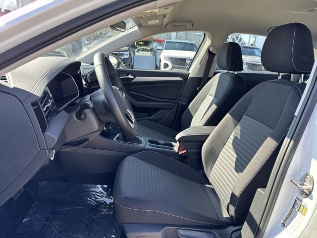 Certified 2025 Volkswagen Jetta S image 10