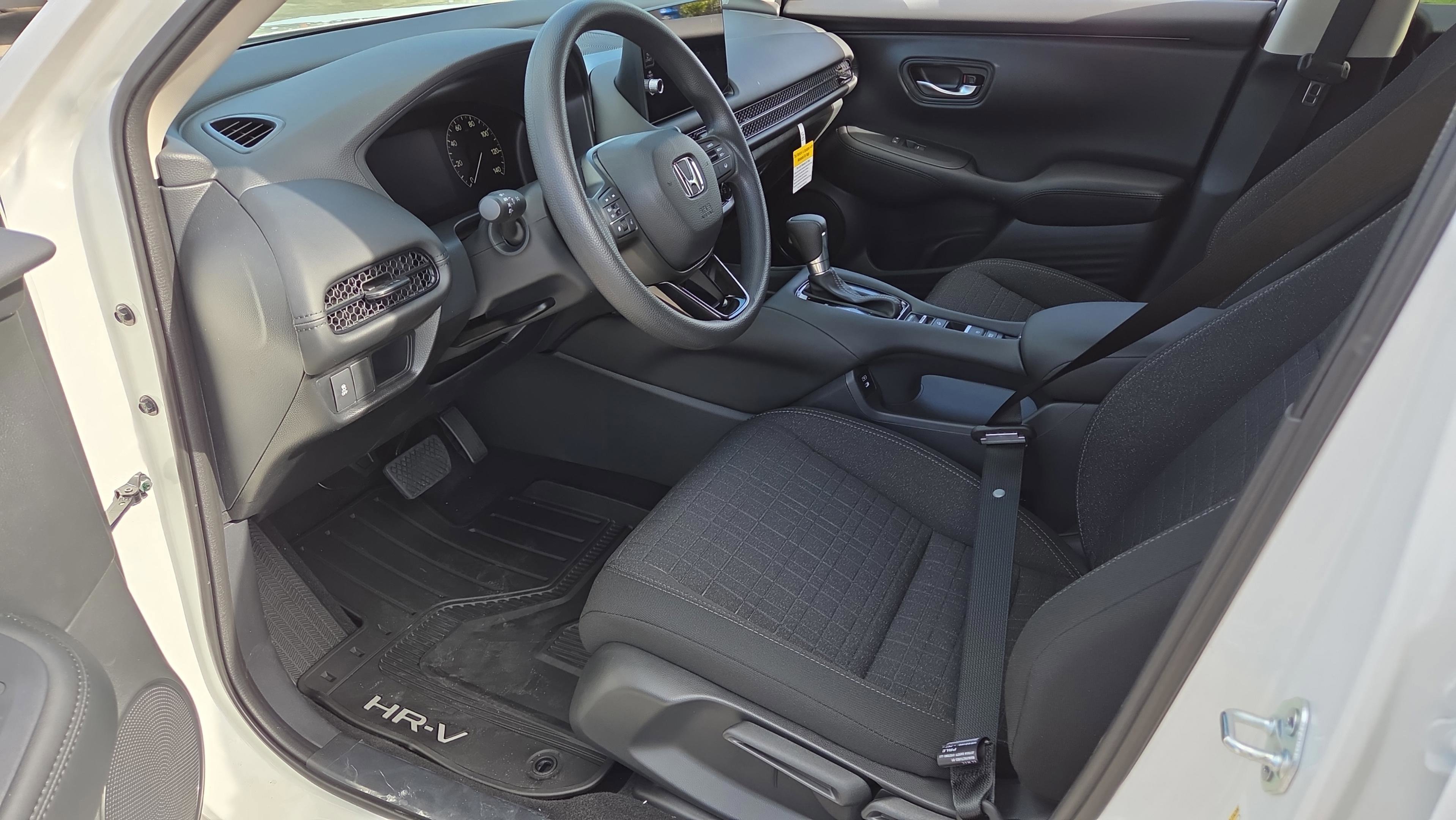 New 2026 Honda HR-V LX image 9