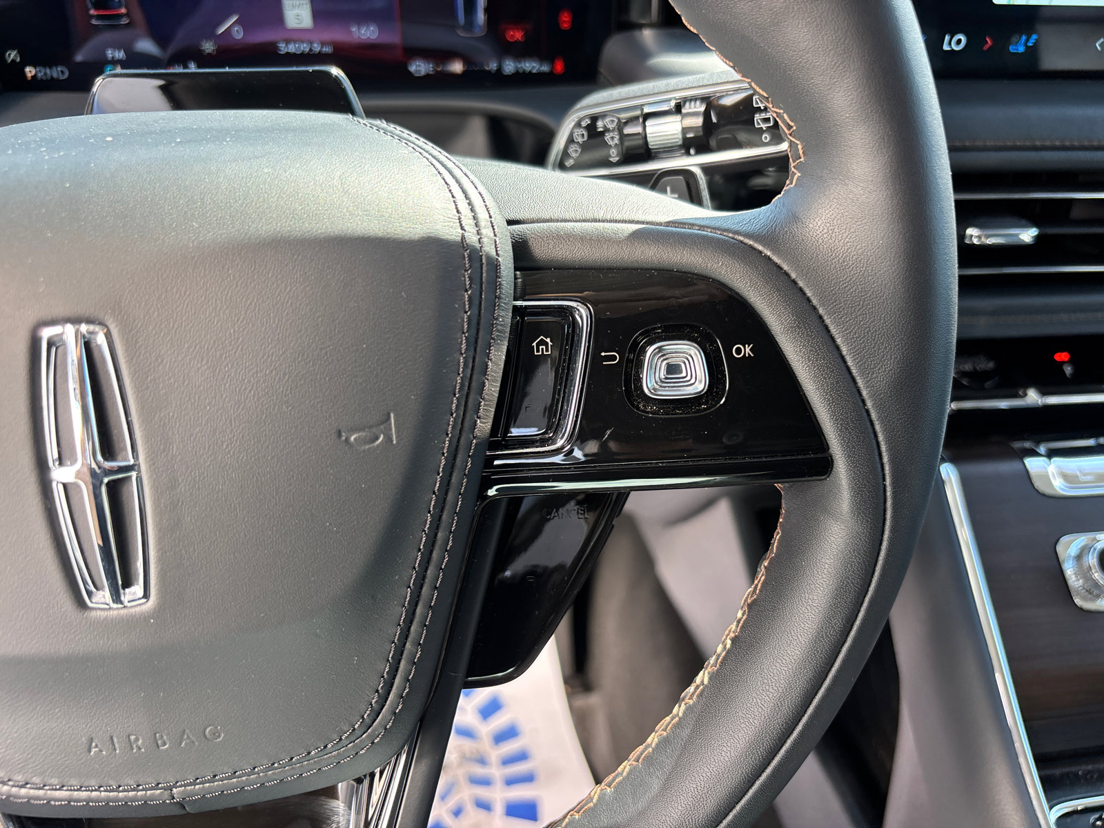 New 2025 Lincoln Aviator Reserve w/ Illumination Package image 19