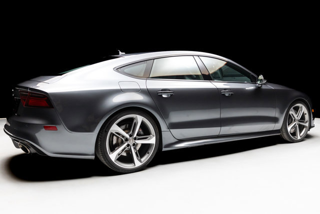Used 2016 Audi RS 7 Prestige w/ Carbon-Optic Package image 4