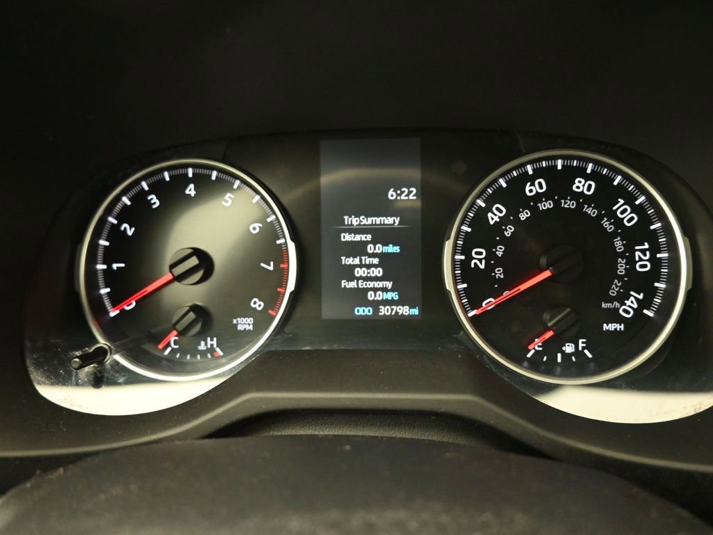 Used 2022 Toyota RAV4 XLE w/ Convenience Package image 13