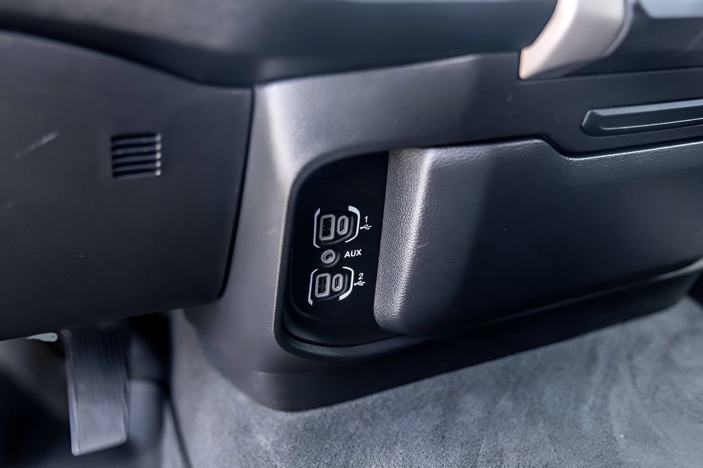 Used 2022 RAM 1500 Laramie AWD/4WD image 23