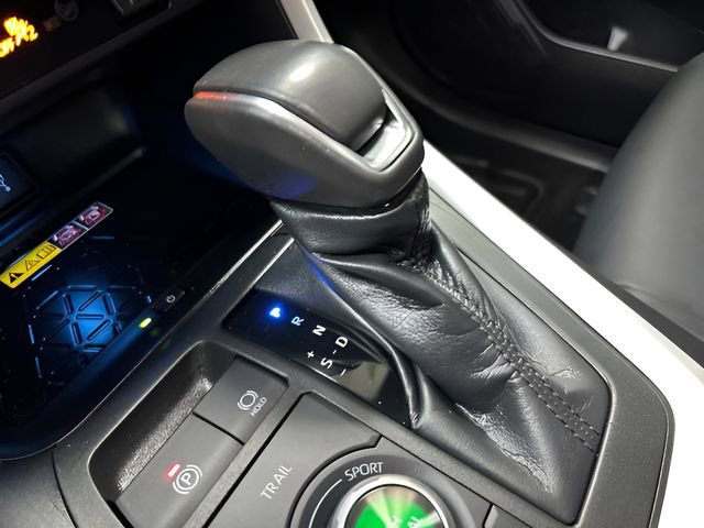 Used 2022 Toyota RAV4 XSE image 27
