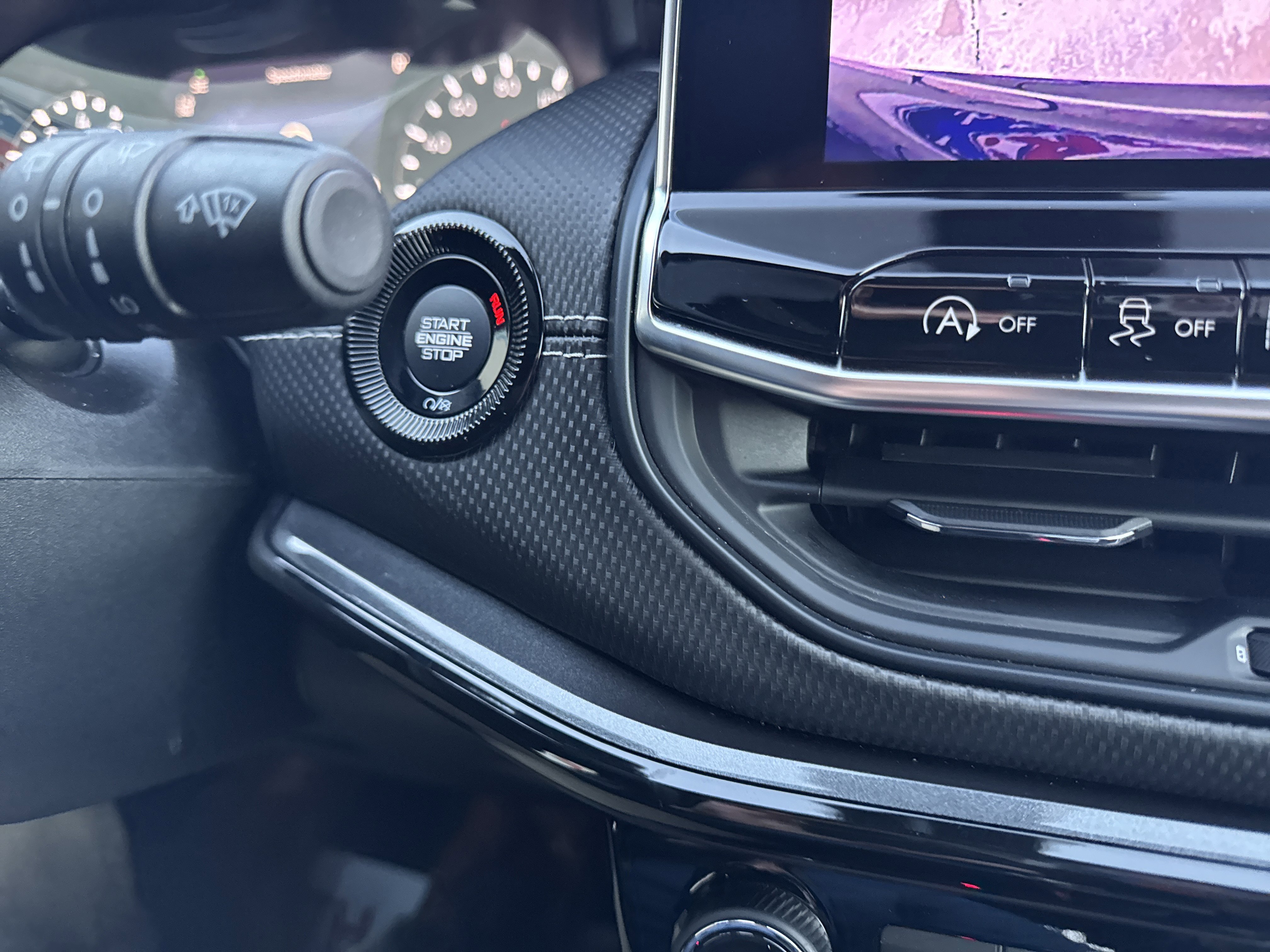 Used 2024 Jeep Compass Latitude w/ Convenience Group image 27