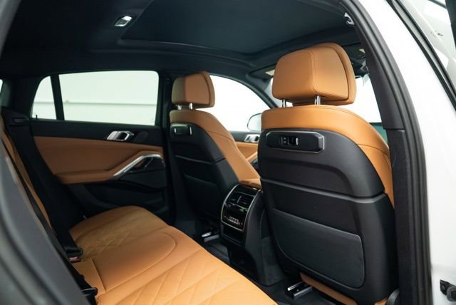 Used 2026 BMW X6 M60i image 18