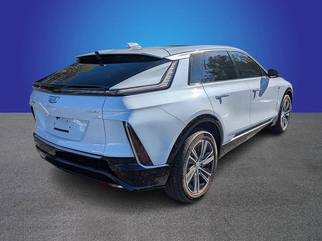 New 2026 Cadillac Lyriq Luxury RWD image 5