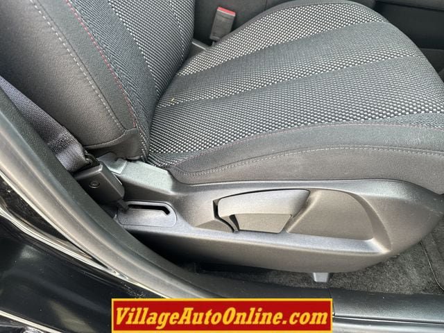 Used 2017 Chevrolet Equinox LT w/ Convenience Package AWD/4WD image 33