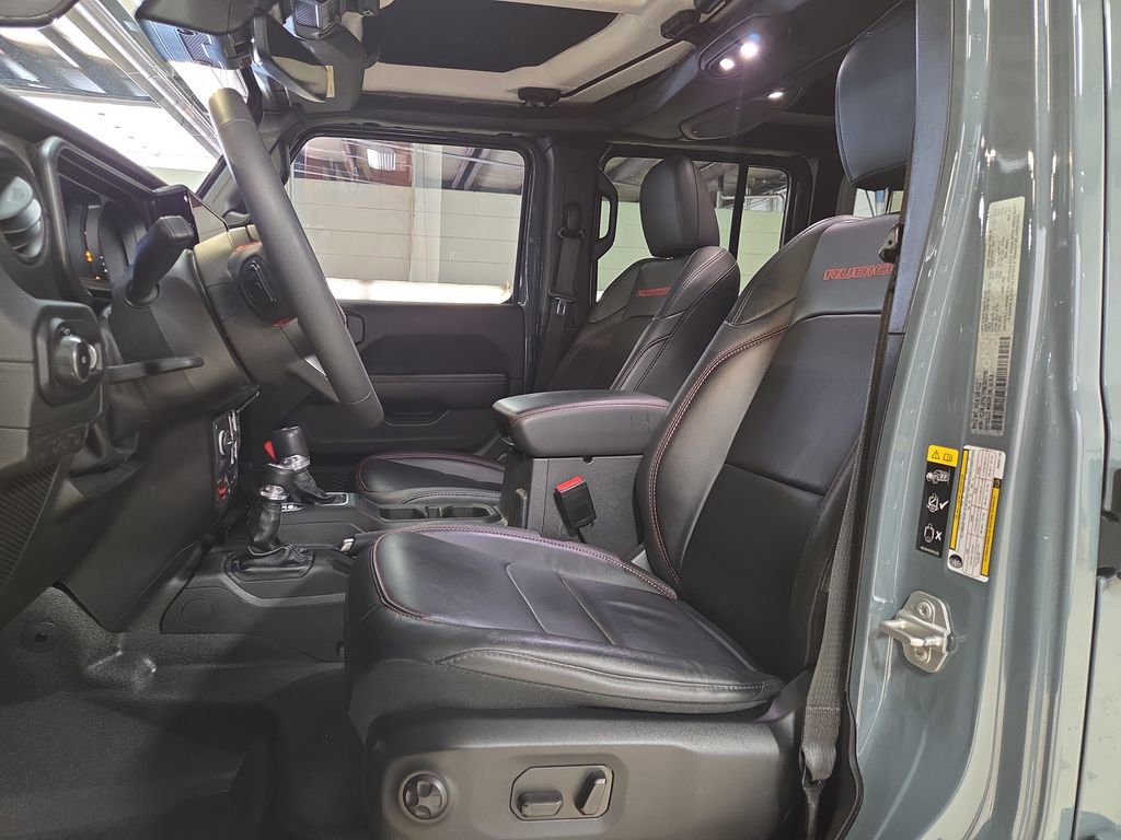Used 2024 Jeep Wrangler Unlimited Rubicon image 9