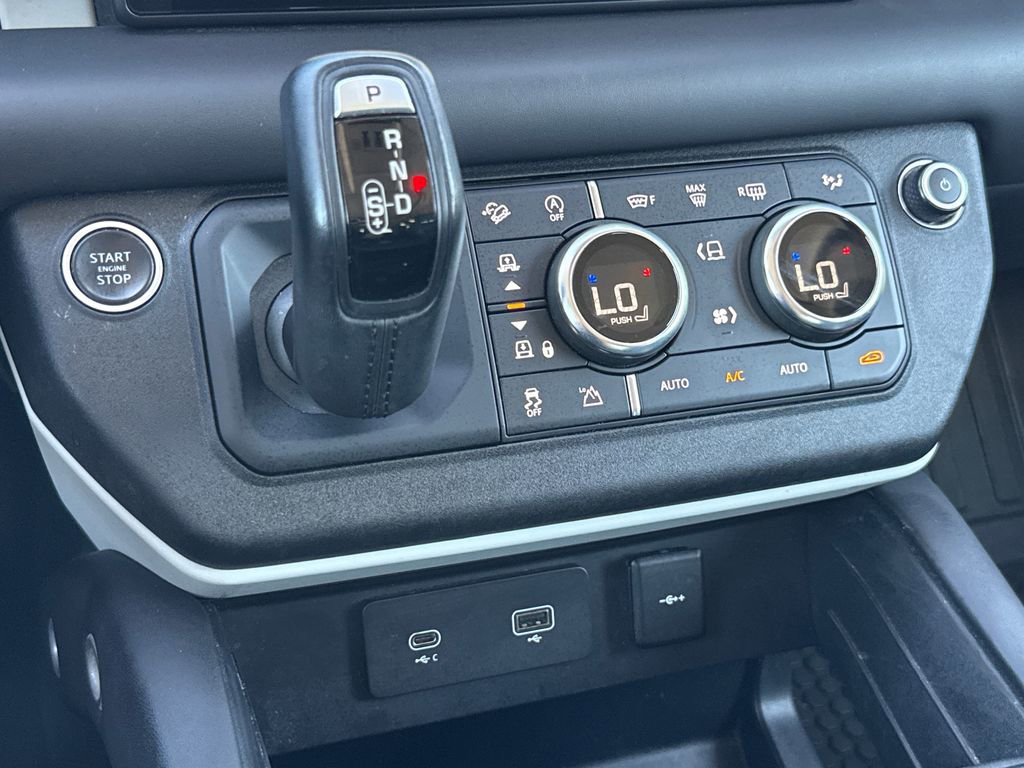 Used 2020 Land Rover Defender 110 HSE image 22