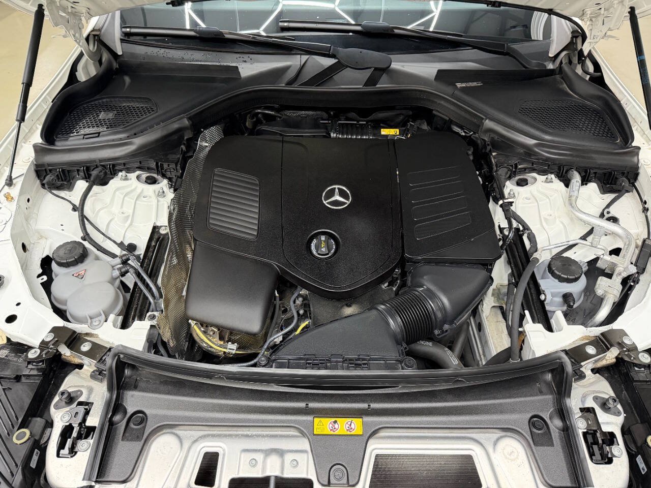 Used 2024 Mercedes-Benz GLC 300 image 7