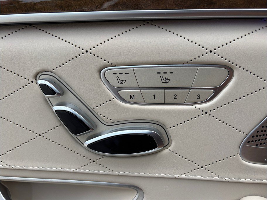 Used 2015 Mercedes-Benz S 63 AMG 4MATIC Sedan image 44