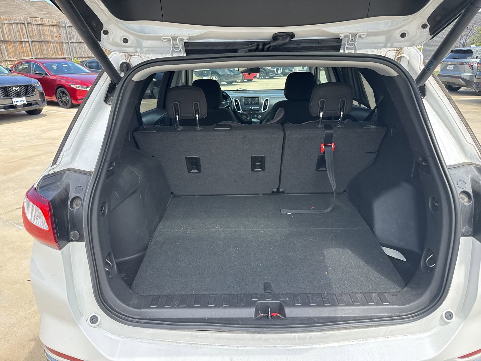 Used 2019 Chevrolet Equinox LT FWD image 27