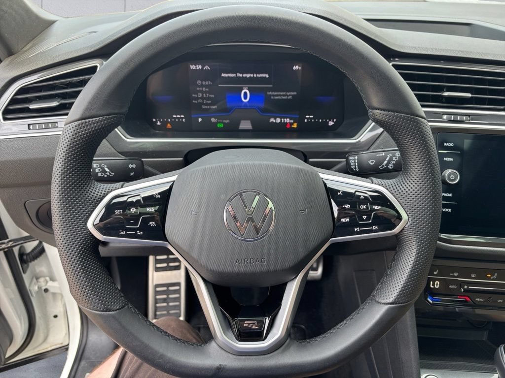 Used 2024 Volkswagen Tiguan SE R-Line AWD/4WD image 12