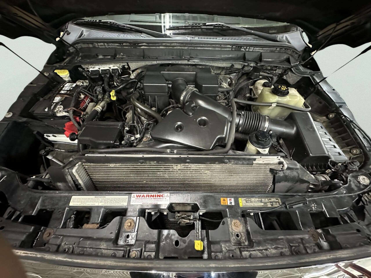 Used 2011 Ford F250 XLT w/ XLT Interior Pkg image 9