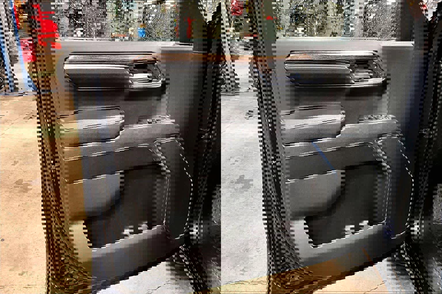 Used 2023 GMC Sierra 1500 Elevation image 19