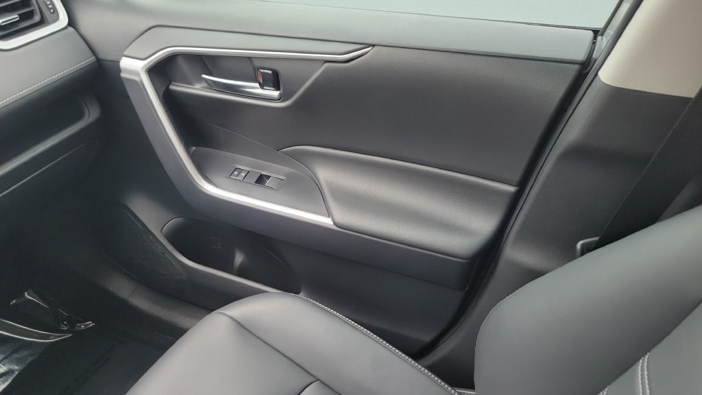 Certified 2023 Toyota RAV4 XLE Premium FWD image 13