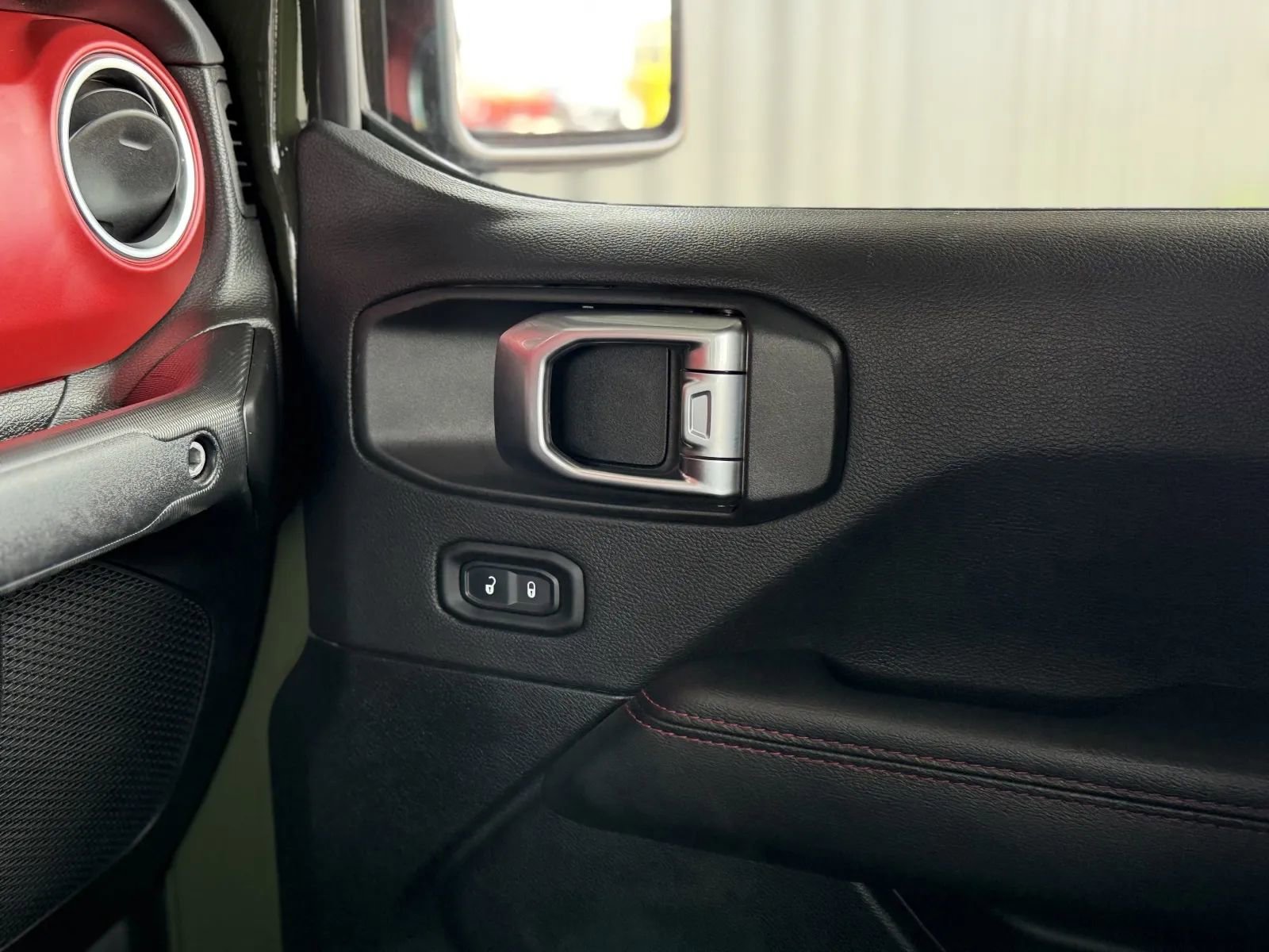 Used 2022 Jeep Gladiator Rubicon w/ LED Lighting Group image 39