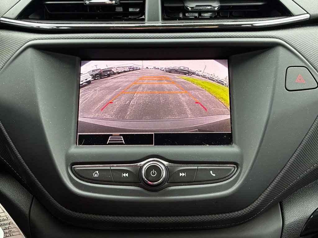 Used 2023 Chevrolet TrailBlazer LS FWD image 19
