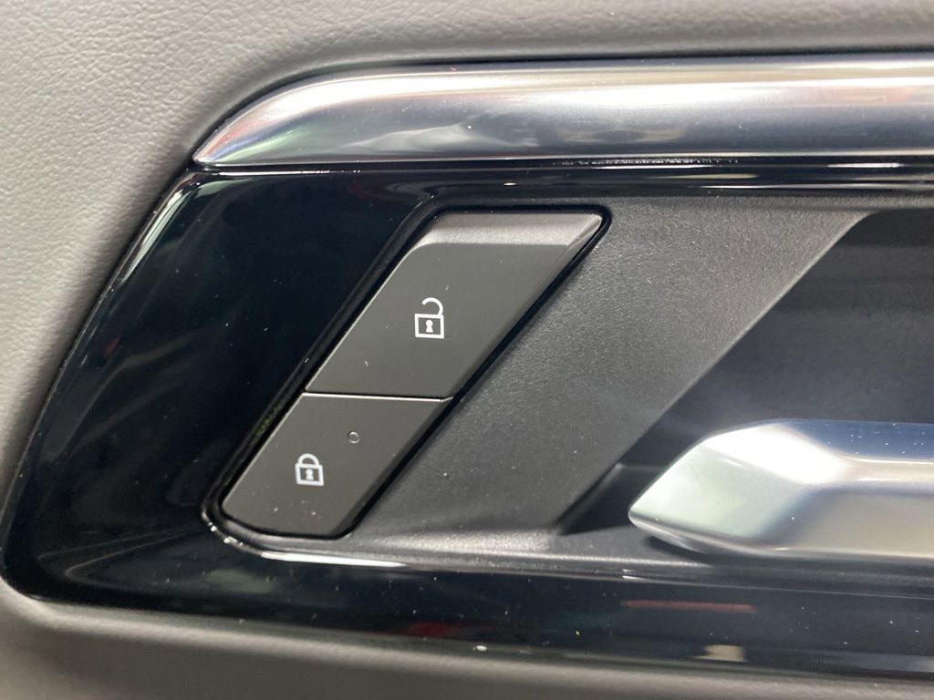 New 2026 Chevrolet Suburban Premier w/ Sun And Tow Package image 36