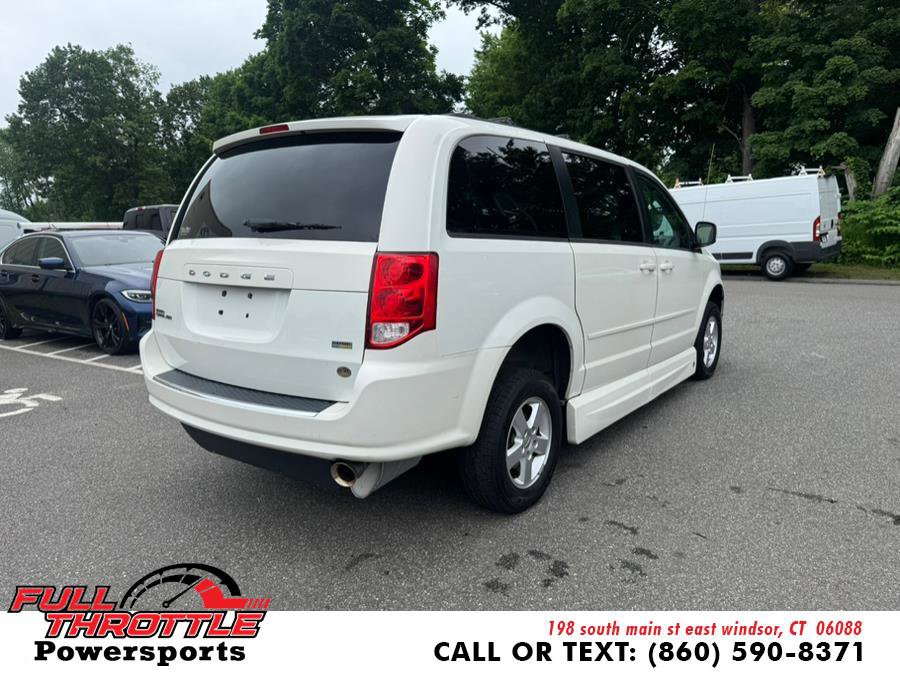 Used 2012 Dodge Grand Caravan SXT image 10