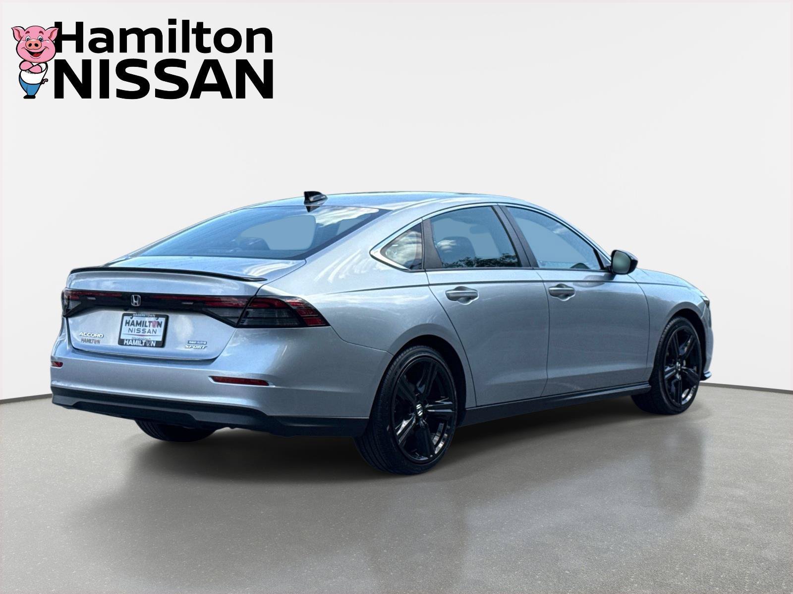 Used 2024 Honda Accord Sport image 2
