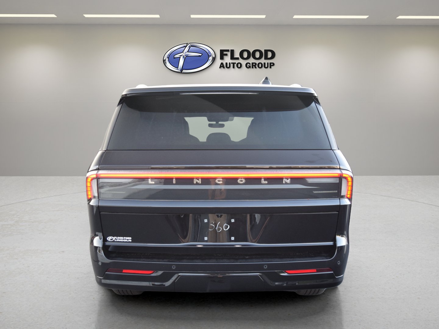 Used 2025 Lincoln Navigator Black Label AWD/4WD image 7