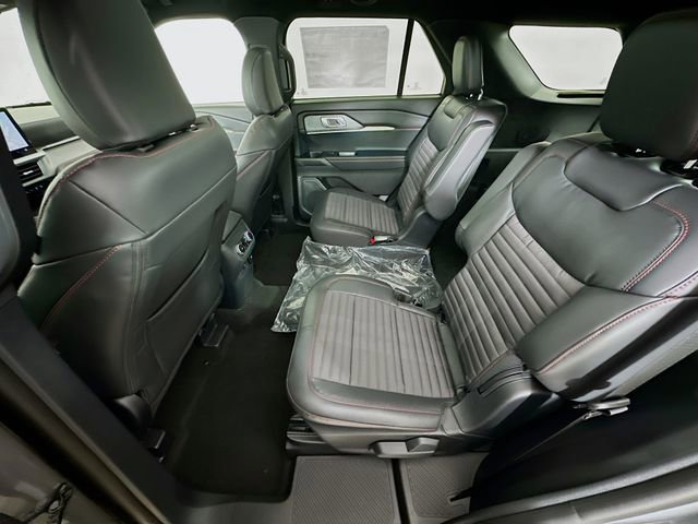 New 2026 Ford Explorer ST-Line w/ ST-Line Street Pack image 26