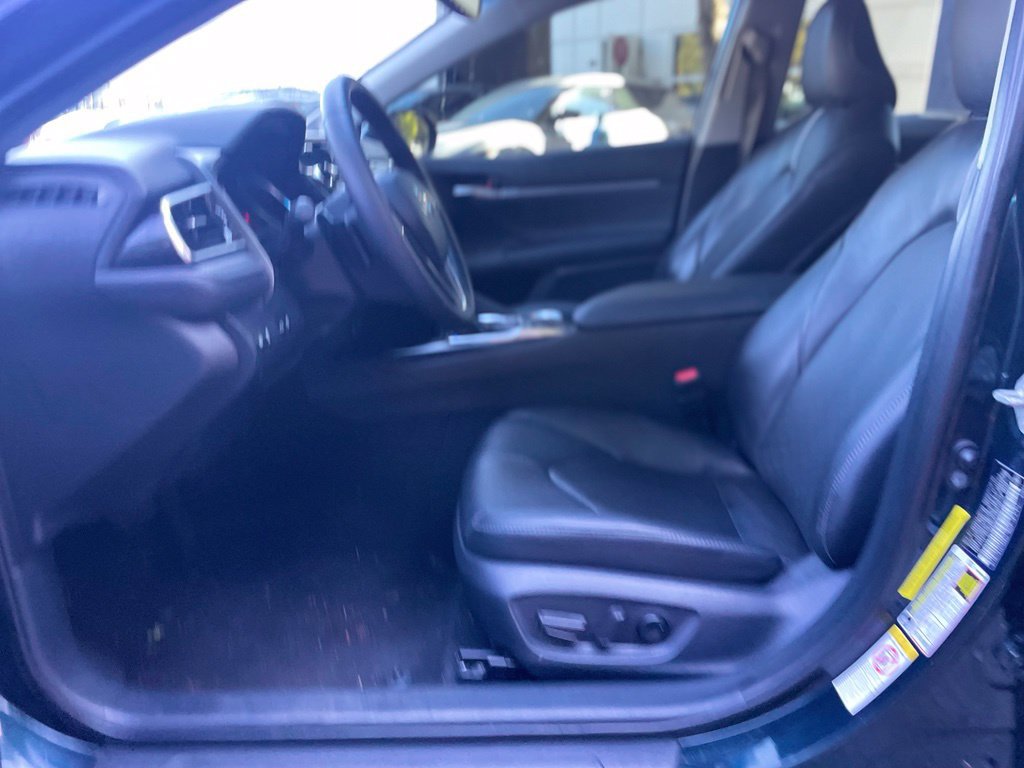 Used 2018 Toyota Camry XSE FWD image 20