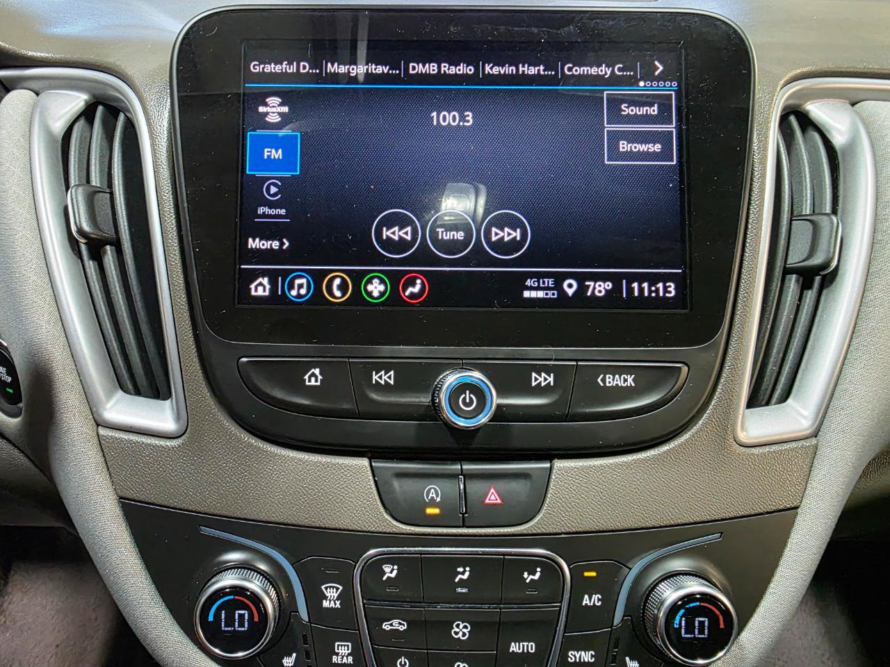 Used 2022 Chevrolet Malibu LT FWD image 30