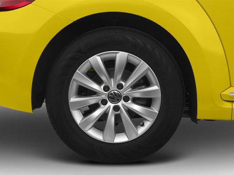Used 2013 Volkswagen Beetle TDI image 11