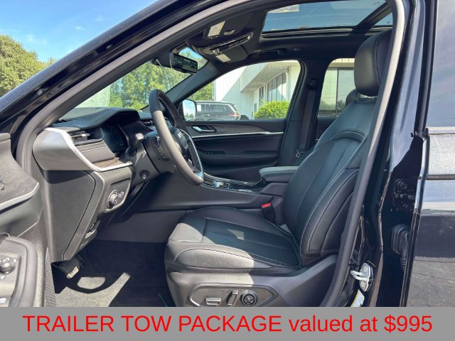 New 2027 Jeep Grand Cherokee Limited AWD/4WD image 6