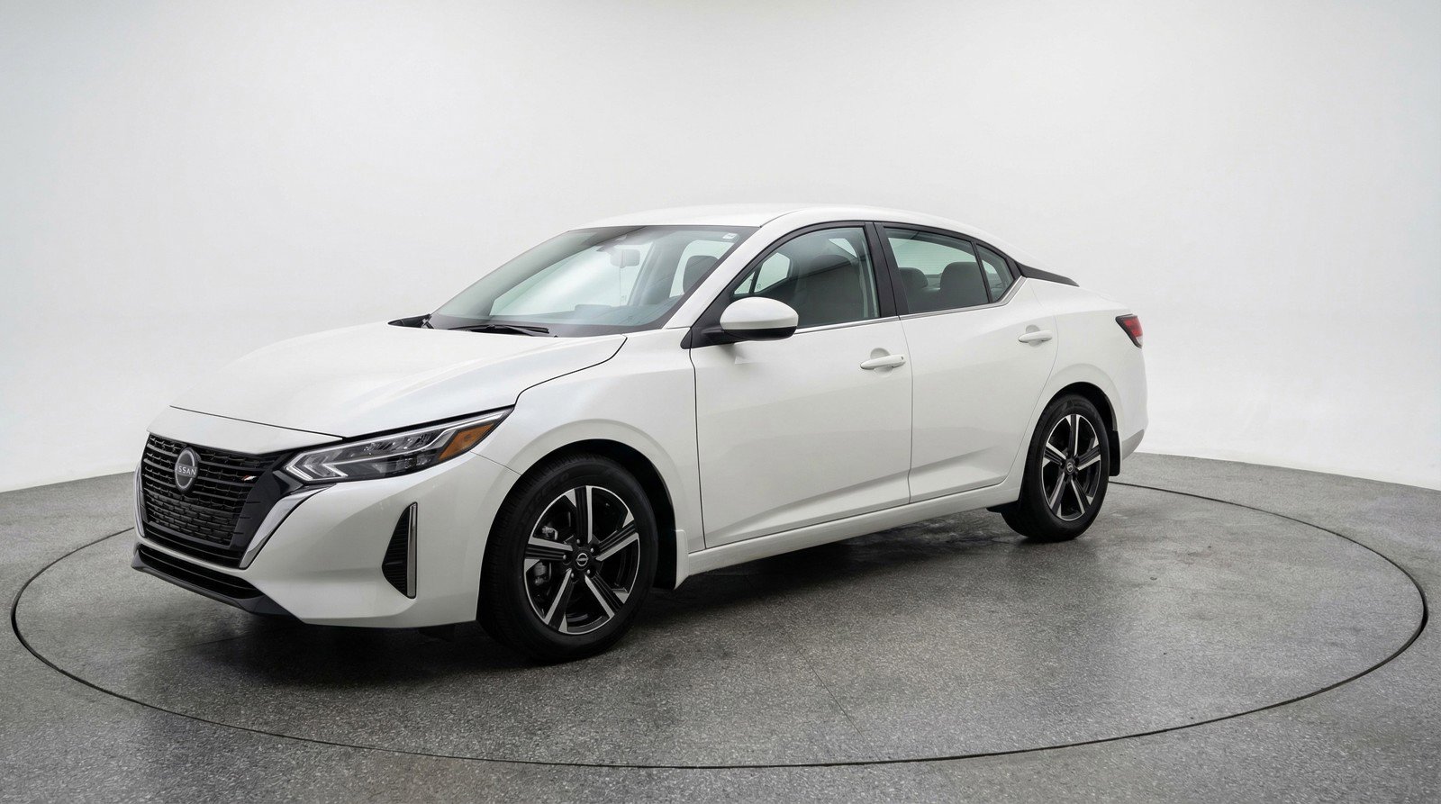 Used 2025 Nissan Sentra SV FWD image 3