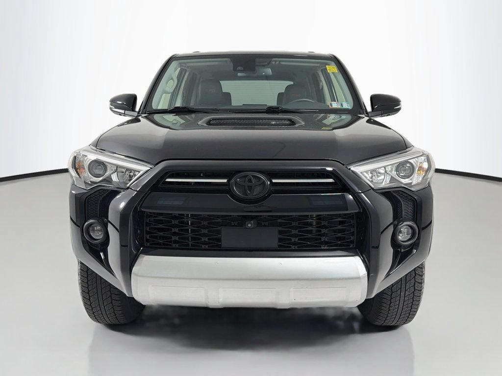 Used 2024 Toyota 4Runner TRD Off-Road Premium w/ Off Road Premium Plus Package AWD/4WD image 2
