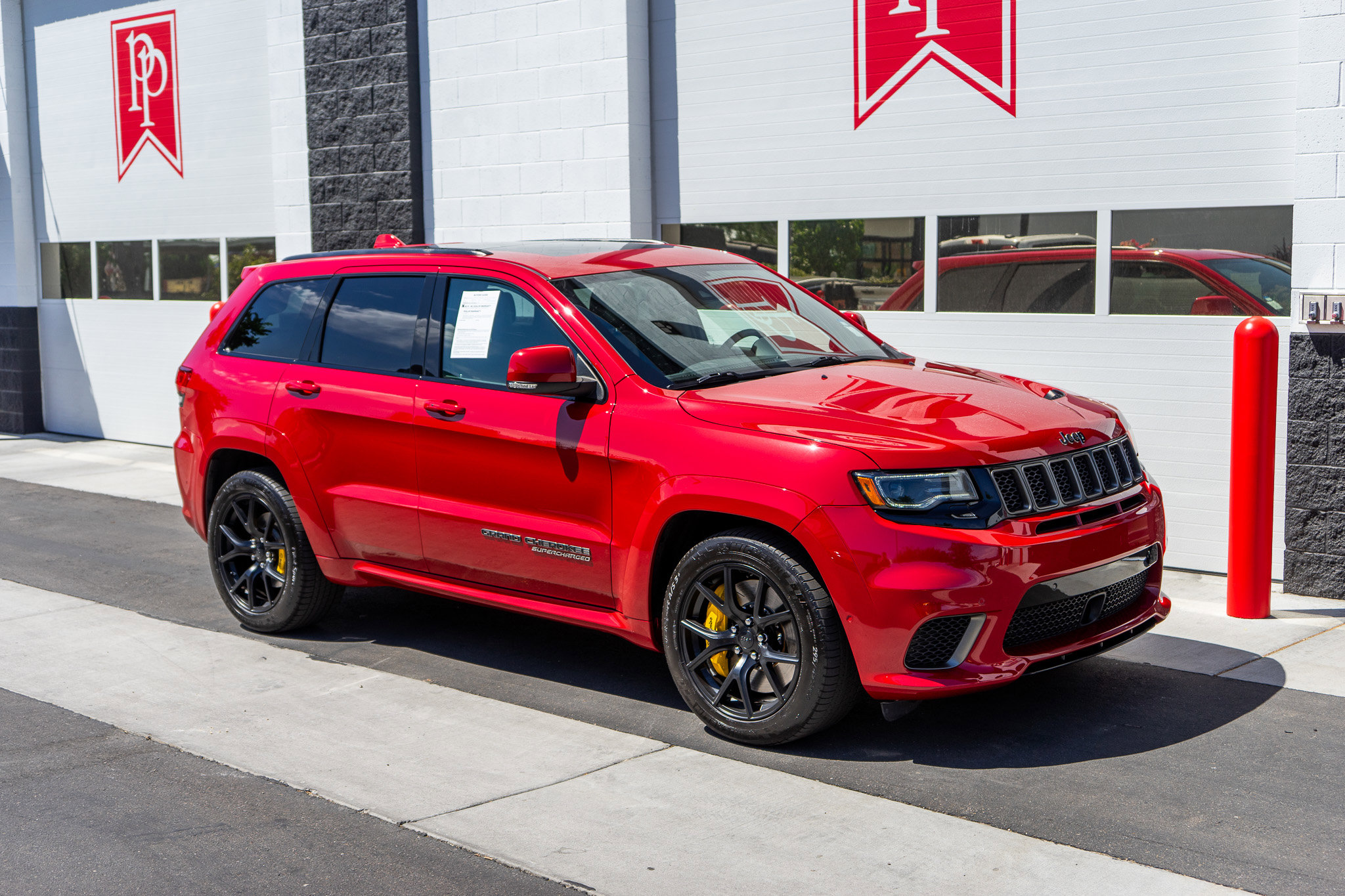 Used 2018 Jeep Grand Cherokee Trackhawk image 64