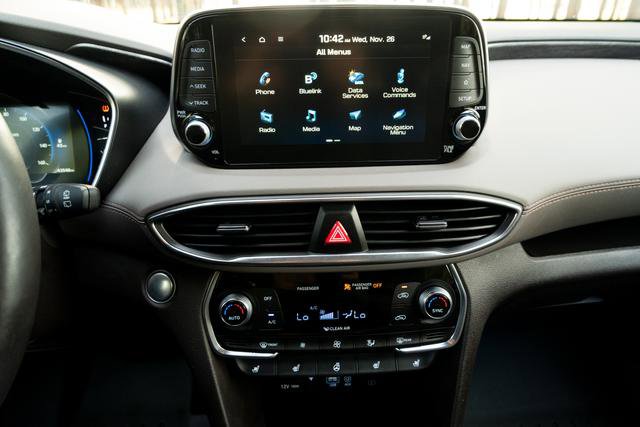 Used 2020 Hyundai Santa Fe Limited image 20