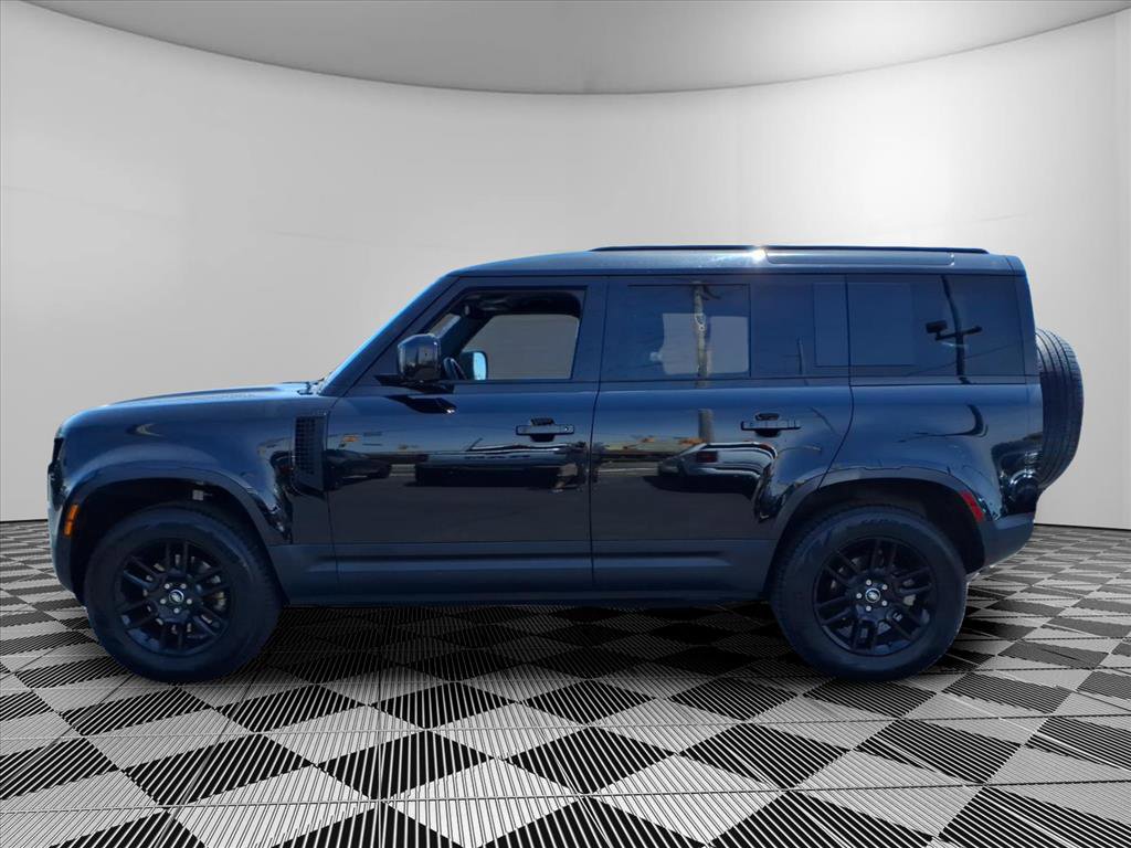 Used 2025 Land Rover Defender 110 S AWD/4WD image 8