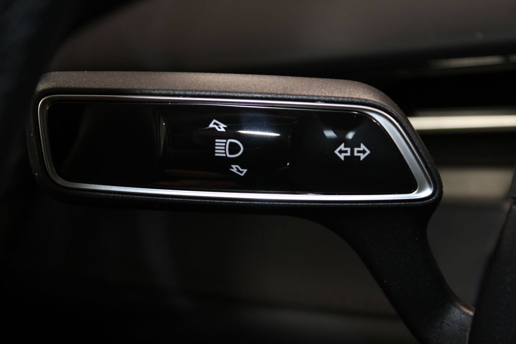 New 2026 Lincoln Nautilus Premier AWD/4WD image 36