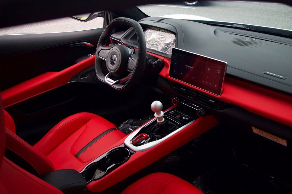 Used 2025 Lotus Emira image 19