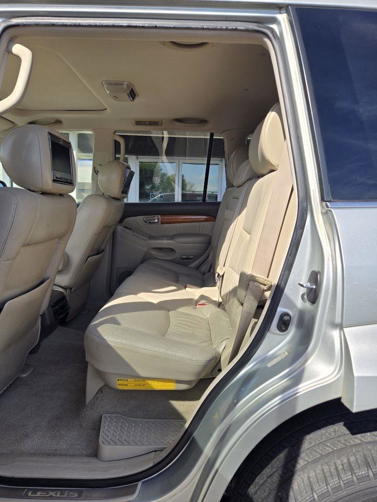 Used 2004 Lexus GX 470 image 14